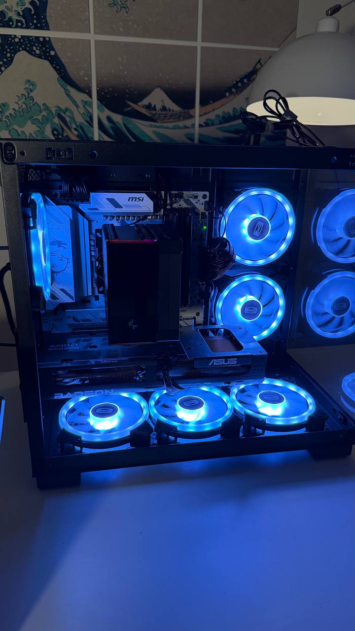 Christmas Build (Ryzen 5 7500F + RX 9060 XT)