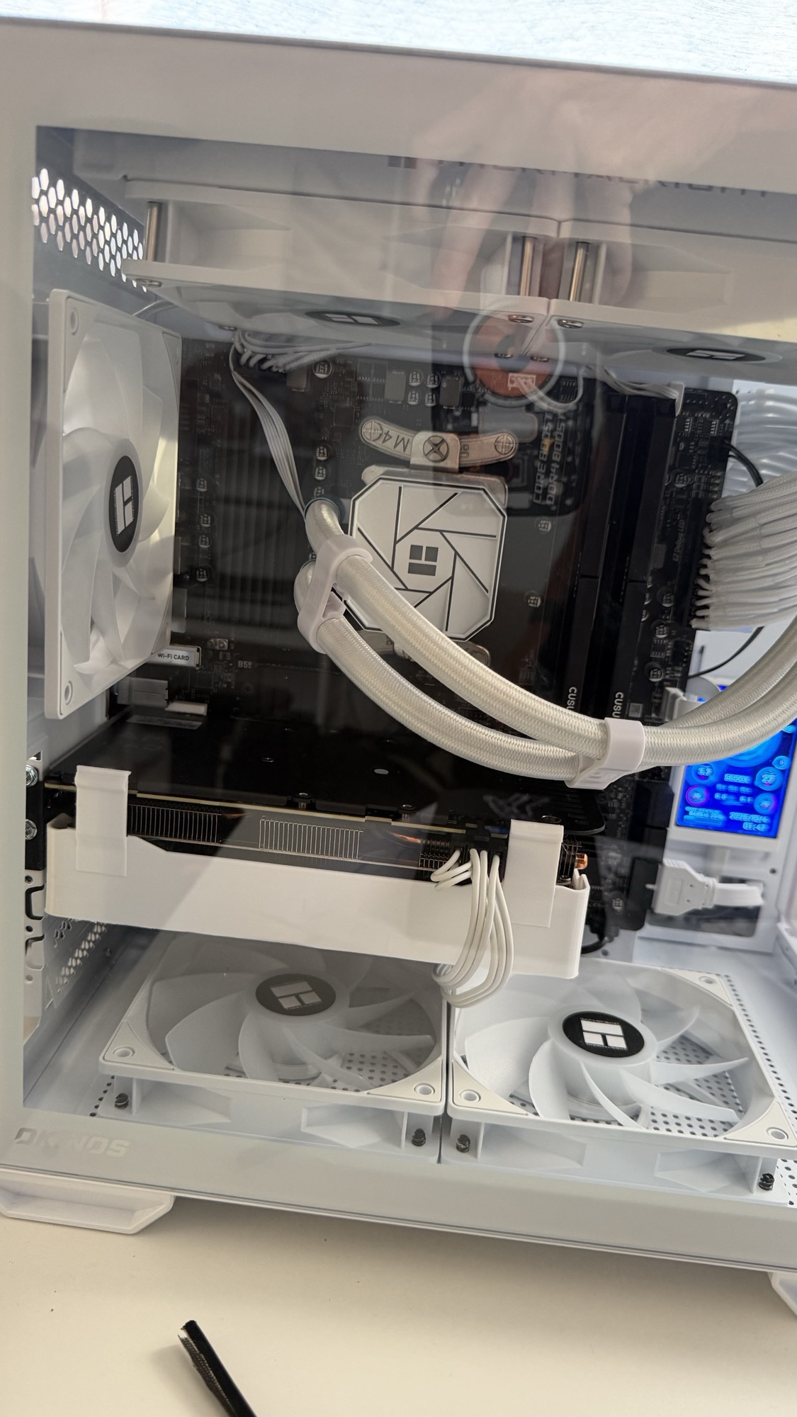 9060XT Custom Shroud image 2